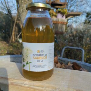 sciroppo ai fiori di sambuco
