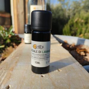 olio essenziale di lavanda