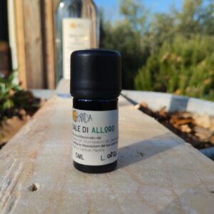olio essenziale di alloro
